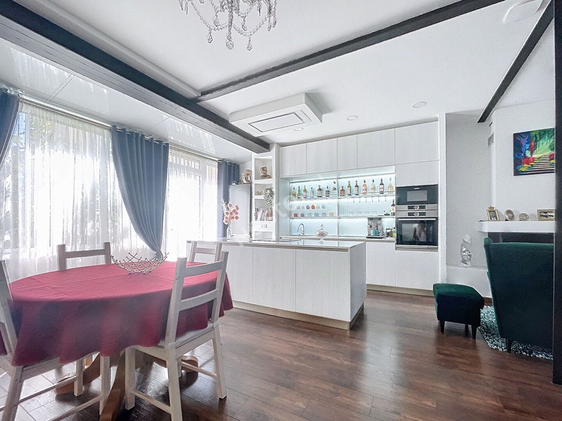 House In Toulon, France For Sale (14759006)