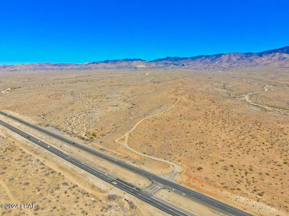 Land in Golden Valley, Arizona, United States 1 - 14747047
