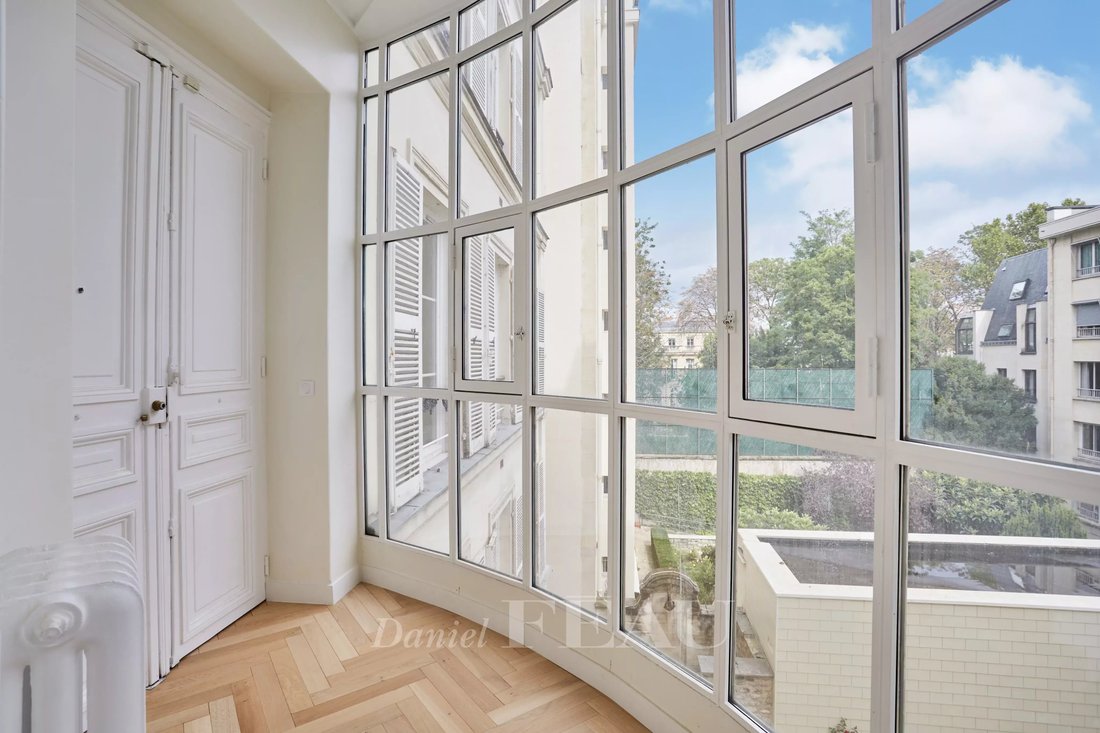 Paris 7th District Invalides In Paris, île De France, France For Sale