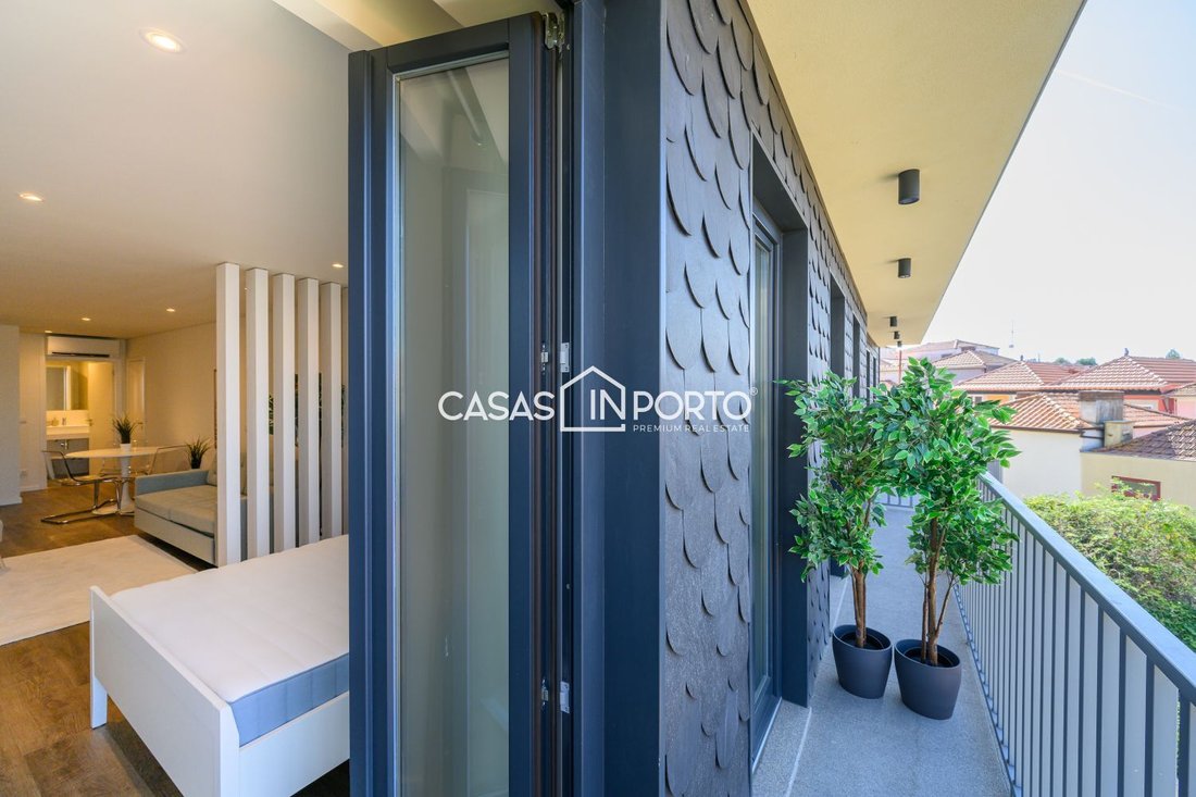 Apartment in Cedofeita, Santo Ildefonso, Se, Miragaia, Sao Nicolau e Vitoria, Porto District, Portugal 3 - 14750718