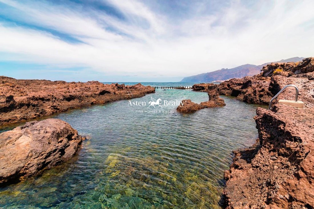 Villa in Guia de Isora, Canary Islands, Spain 4 - 14756287