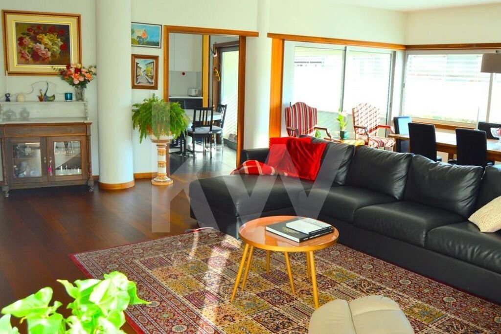 Porto Apartment In Porto, Porto District, Portugal For Sale (14754642)