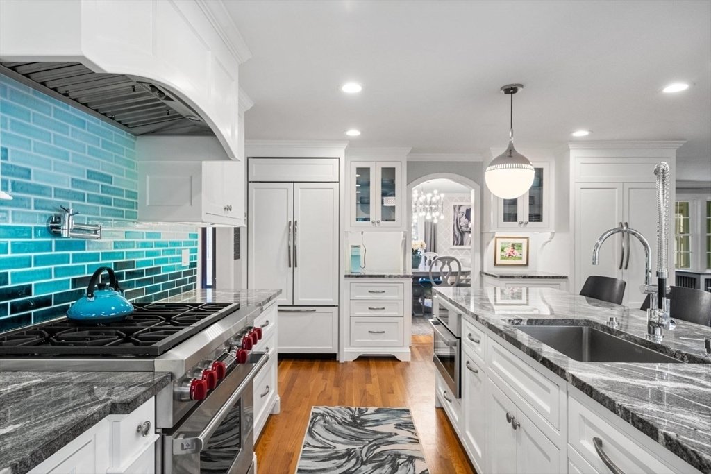 House in Wellesley, Massachusetts, United States 3 - 14753982