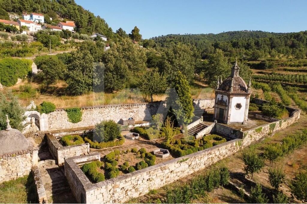 Farm Ranch in Salzedas, Viseu District, Portugal 4 - 14754703