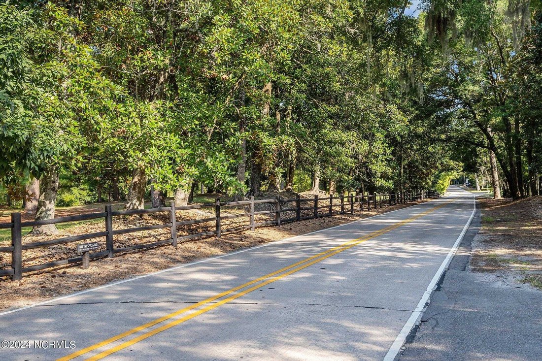 521 Airlie Road In Wilmington, North Carolina, United States For Sale