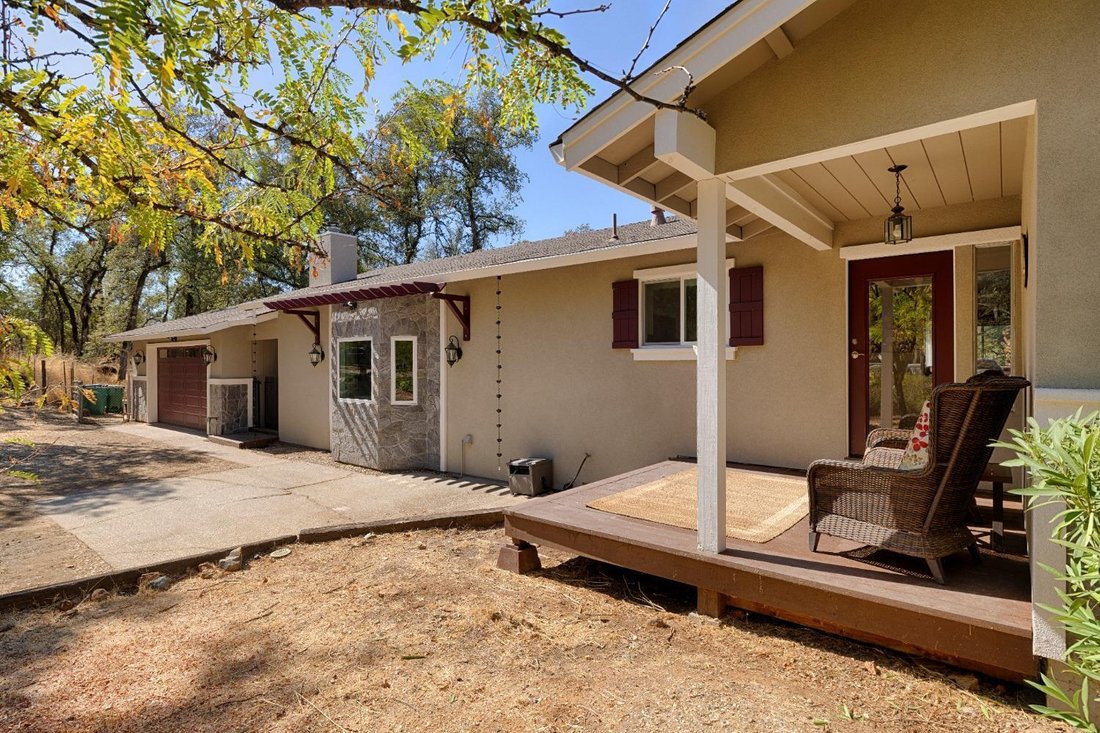 3 Bedrooms Single Family Detached In Grass Valley, California, United