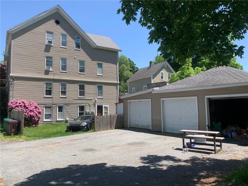 9 Bedrooms Multi Family Home In Woonsocket, Rhode Island, United States