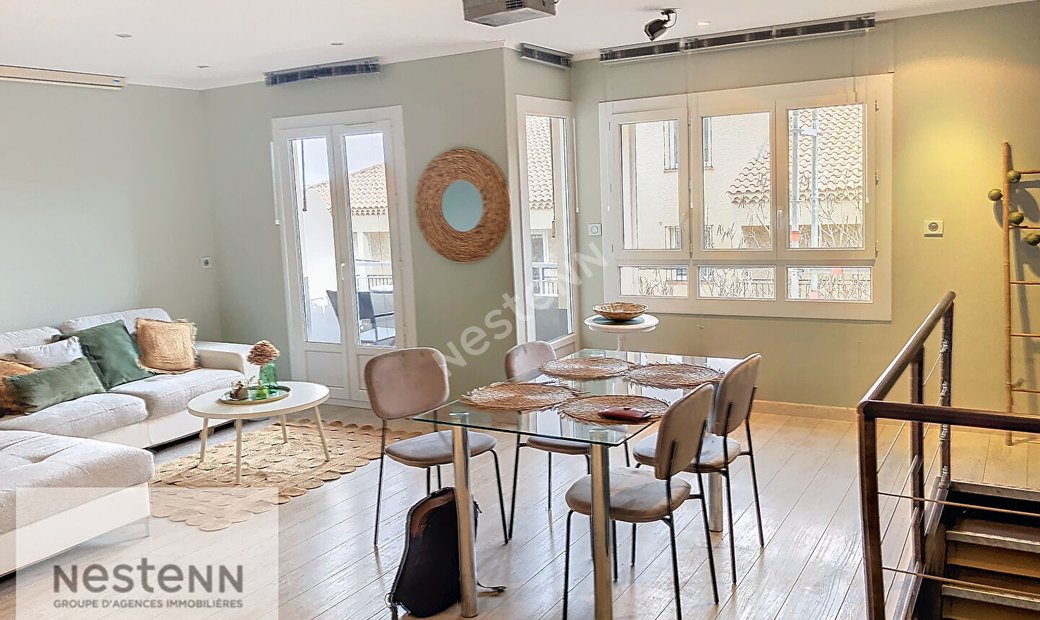 Apartment In Bandol, Provence Alpes Côte D'azur, France For Sale (14756551)