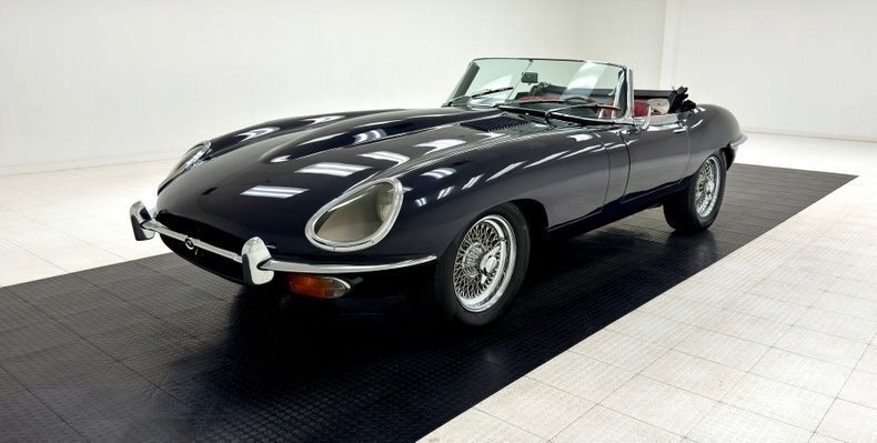 Cabriolet in Morgantown, United States 3 - 14757812