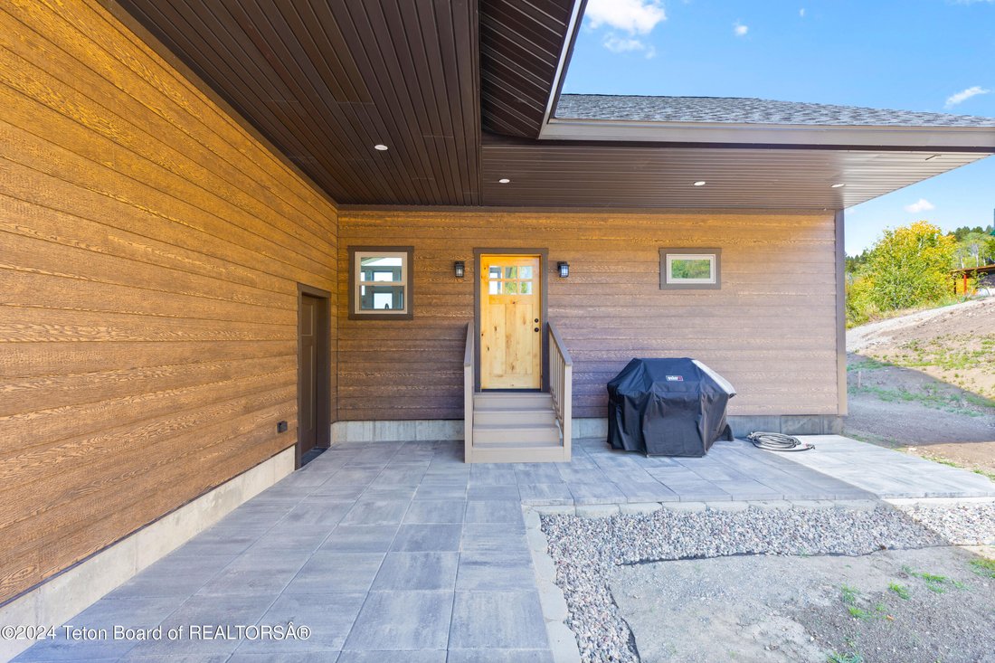 Residential Alpine In Alpine, Wyoming, United States For Sale (14759737)