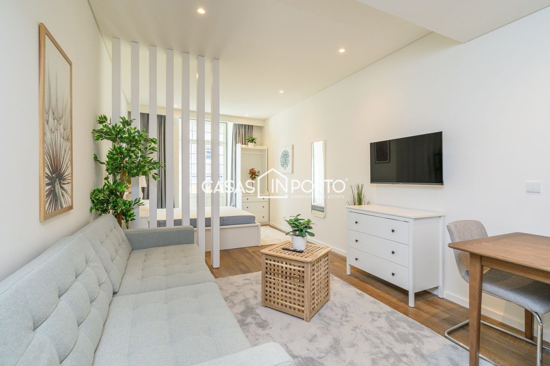Apartment in Cedofeita, Santo Ildefonso, Se, Miragaia, Sao Nicolau e Vitoria, Porto District, Portugal 5 - 14750715