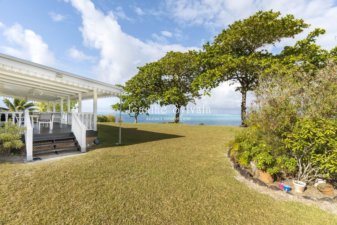 Haapiti House In Moorea Maiao, Windward Islands, French Polynesia For