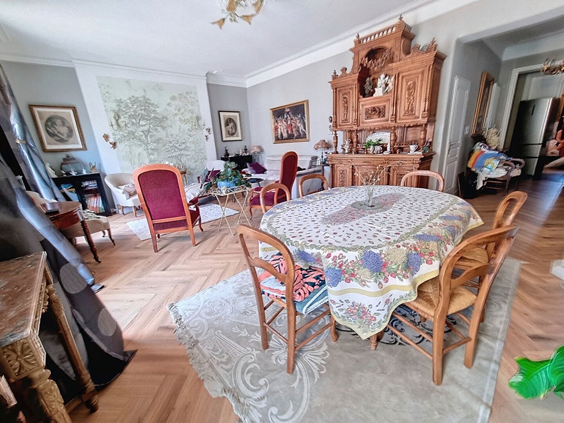 Apartment In Toulon, France For Sale (14759008)