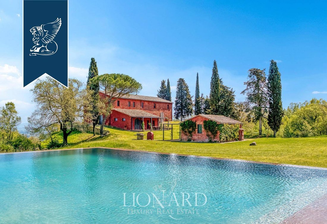 Villa in Chianciano Terme, Tuscany, Italy 1 - 14756419