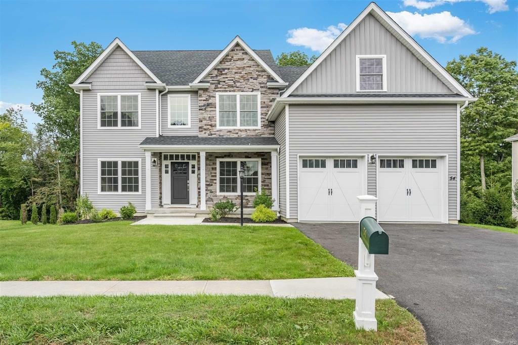 Residential Poughkeepsie In Spackenkill, New York, United States For