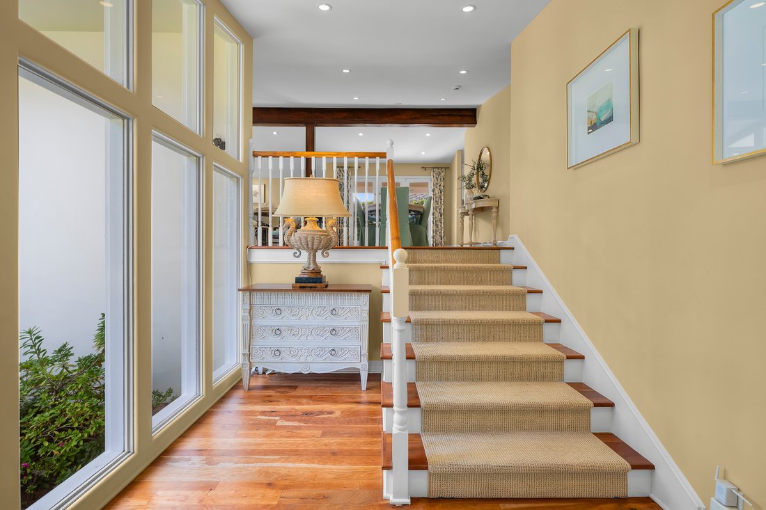 3005 Palos Verdes Drive In Rolling Hills Estates, California, United