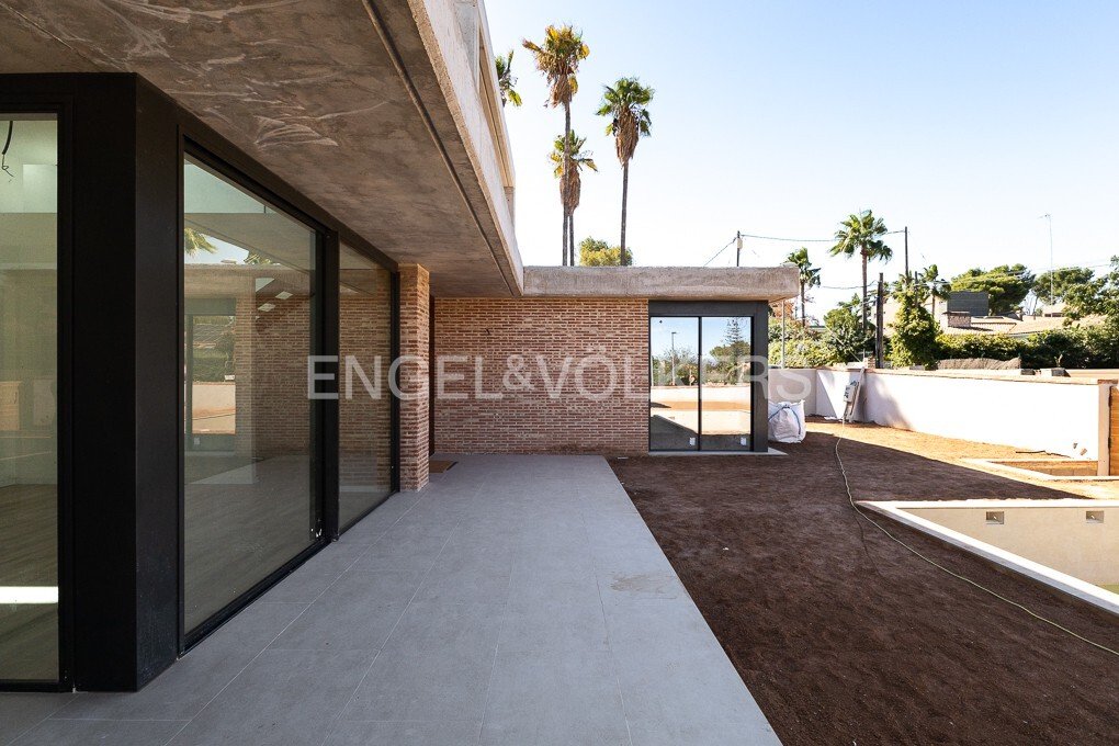 Exclusive Modern Design House In La In L'eliana, Valencian Community