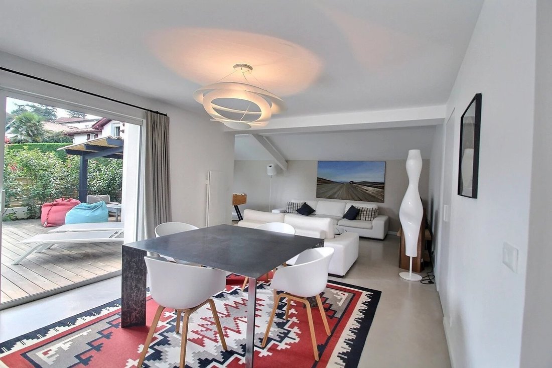 5 Bedrooms Single Family Detached In Guéthary, Nouvelle Aquitaine, France For Sale (14757488)