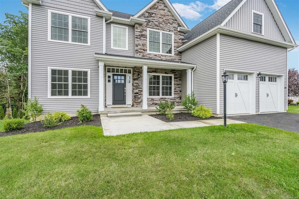 Residential Poughkeepsie In Spackenkill, New York, United States For