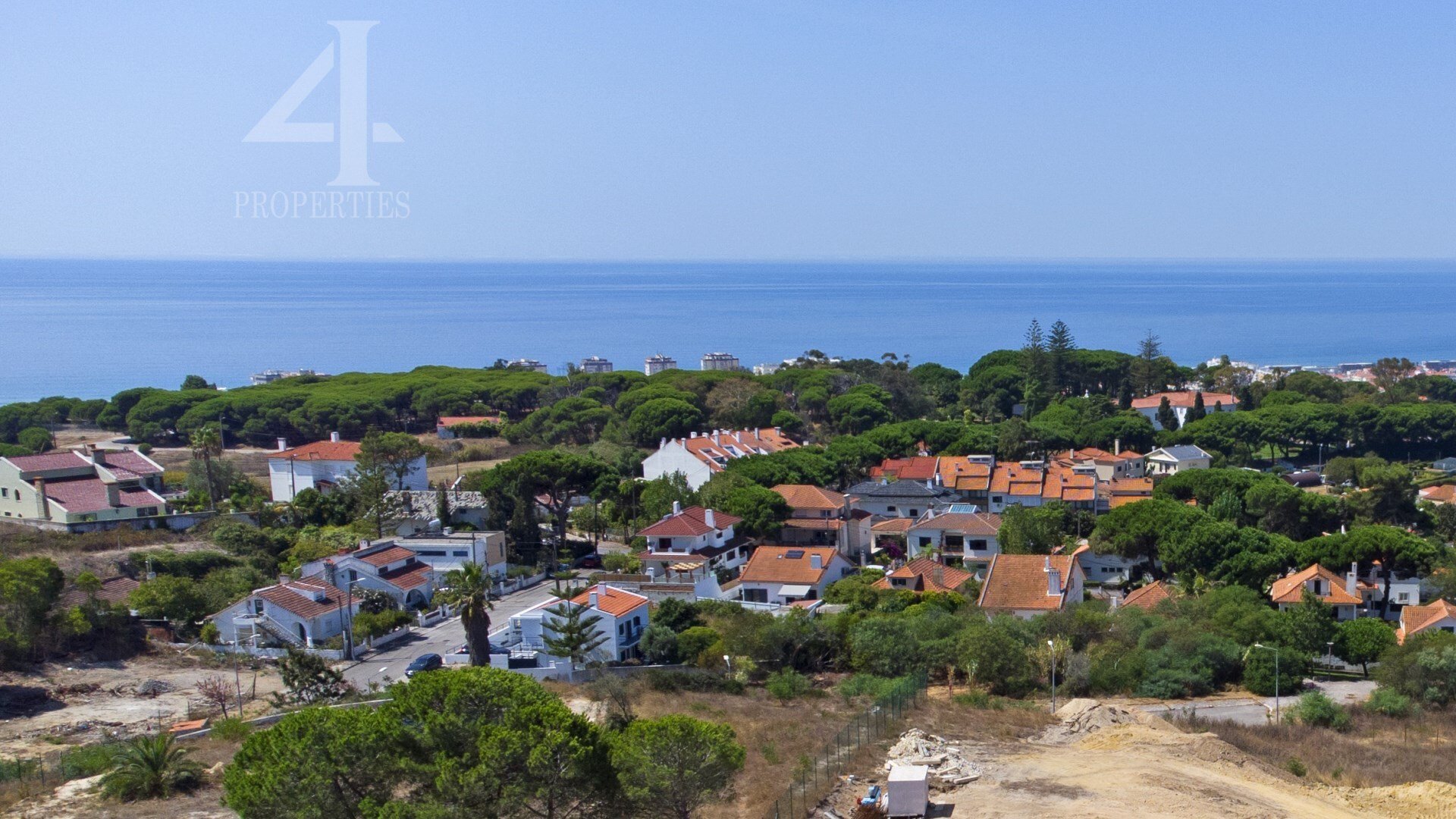 Land for sale in Almada, Portugal — €580,000