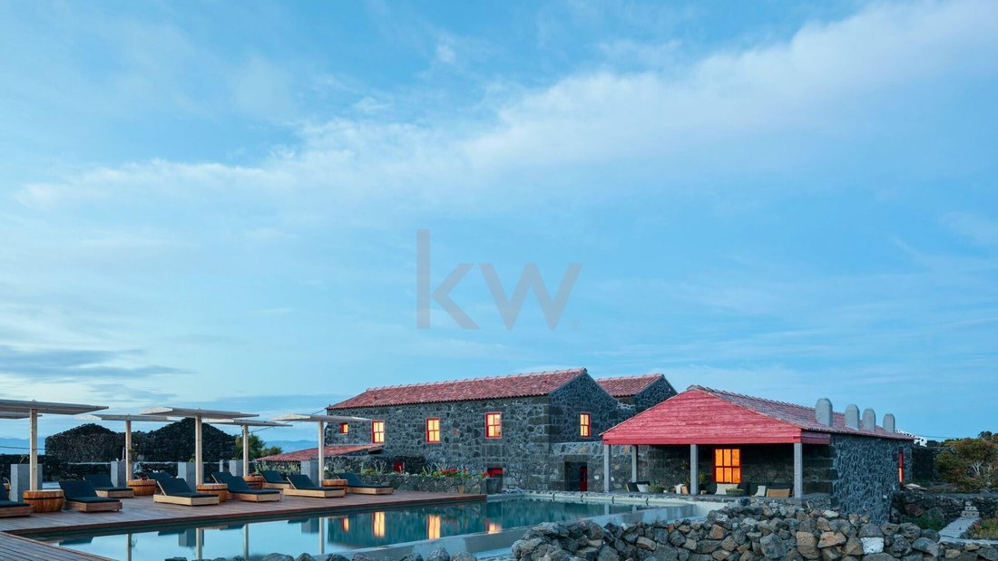 Townhouse in Santa Luzia, Azores, Portugal 1 - 14601011
