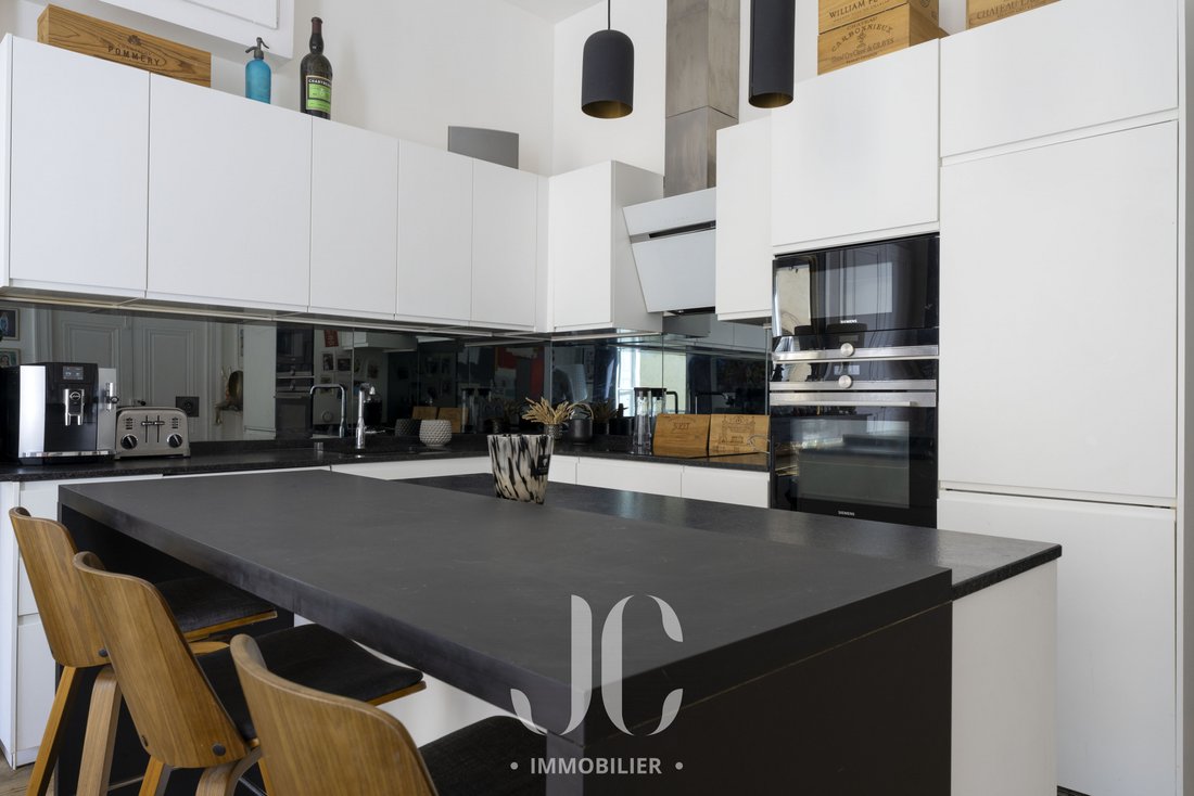 Apartment in Cordeliers-Célestins-Bourse, Lyon 2e Arrondissement, Lyon 5 - 14760449