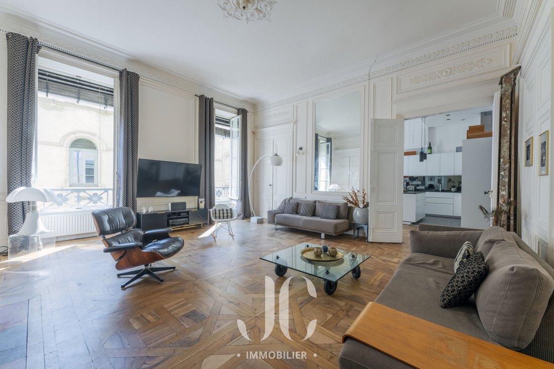 Apartment in Cordeliers-Célestins-Bourse, Lyon 2e Arrondissement, Lyon 1 - 14760449