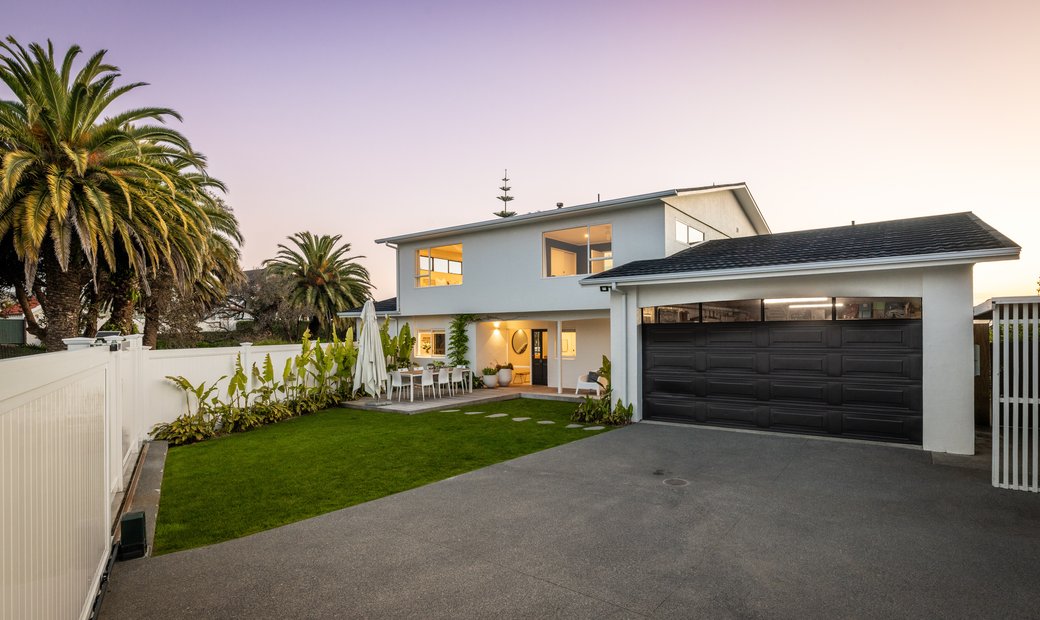 42 Busby Hill, Havelock North In Havelock North, Hawke's Bay, New