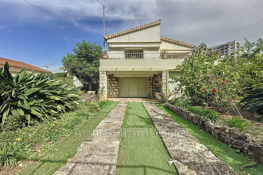 Villa in Laval, Antibes, France 1 - 14760969