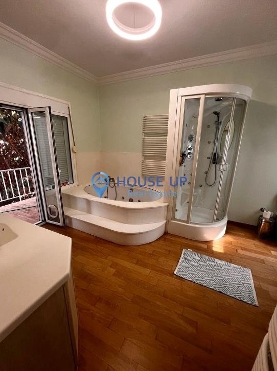Apartment in Sunoikia Kolonakiou, 1st District of Athens, Athens 3 - 14761285