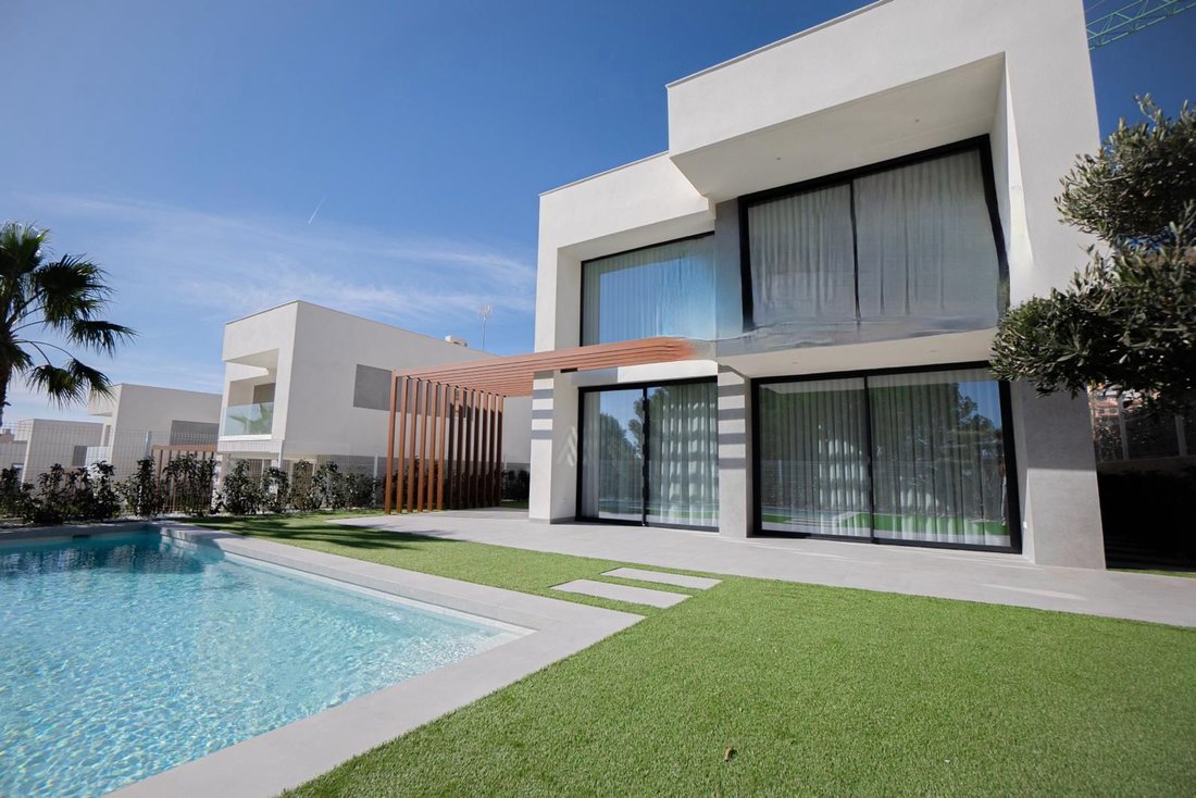 Villa in Finestrat, Valencian Community, Spain 3 - 14762362