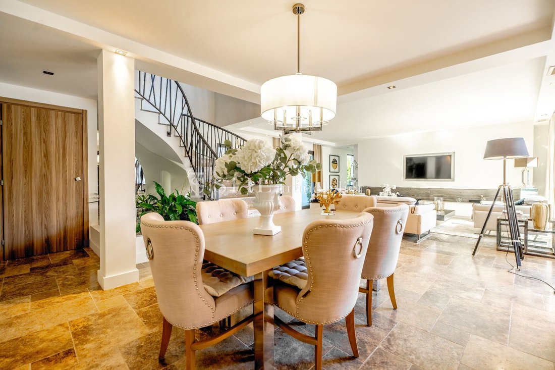 Villa in Ville-Les Saquedes-Le Bouillonnet, Sainte-Maxime, France 5 - 14734066