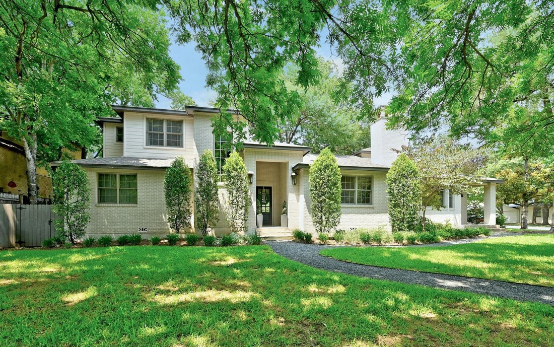 Stunning Home In Sought After Bryker Woods In Austin, Texas, United
