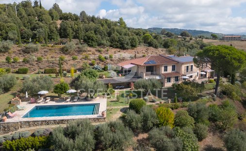 Villa en Passignano sul Trasimeno, Umbría, Italia 1