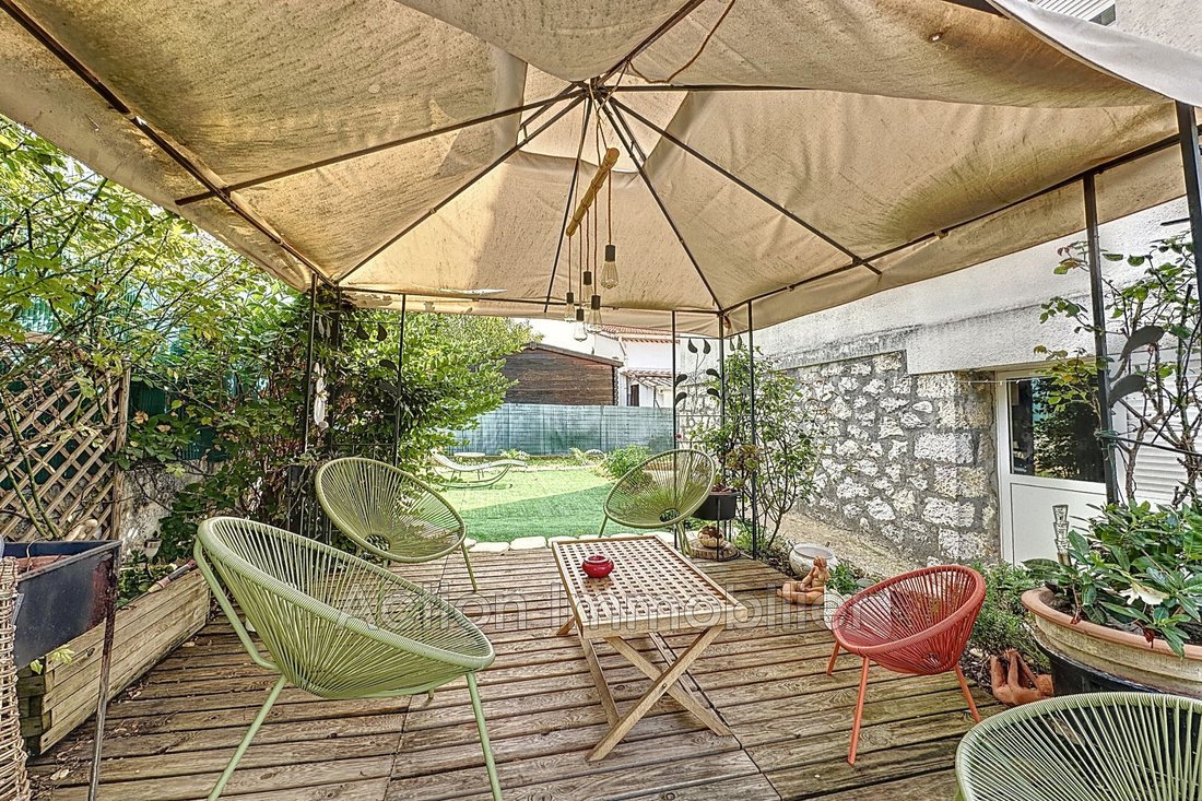 Villa in Laval, Antibes, France 2 - 14760969
