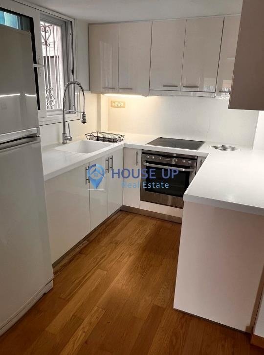 Apartment in Sunoikia Kolonakiou, 1st District of Athens, Athens 5 - 14761285