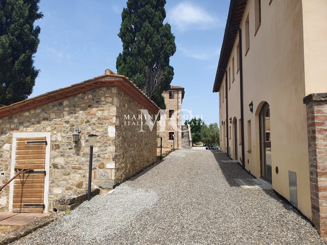 Villa in Castelnuovo Berardenga, Tuscany, Italy 1 - 12105758