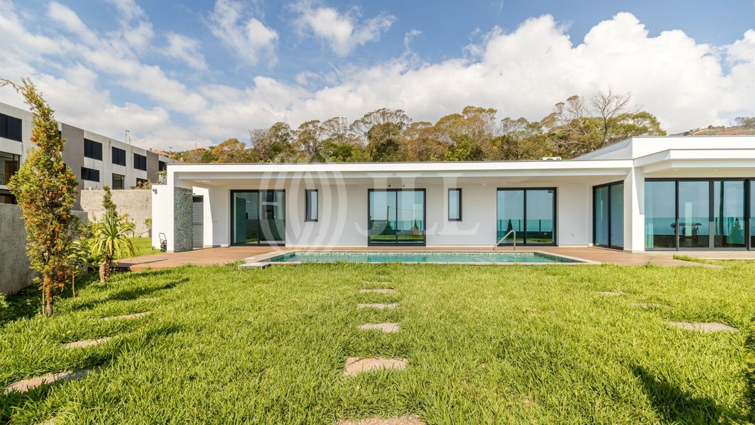 Haus in Santa Cruz, Autonome Region Madeira, Portugal 1 - 14762407
