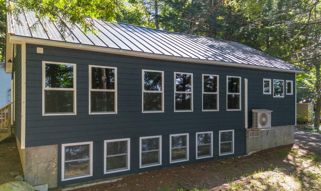 Beautifully Renovated Home On Messalonskee Lake In Rome, Maine, United