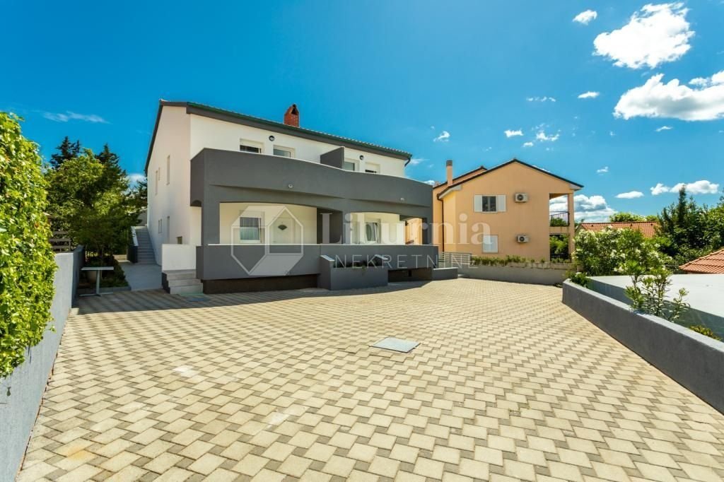 House in Soline, Primorje-Gorski Kotar County, Croatia 1 - 14761521