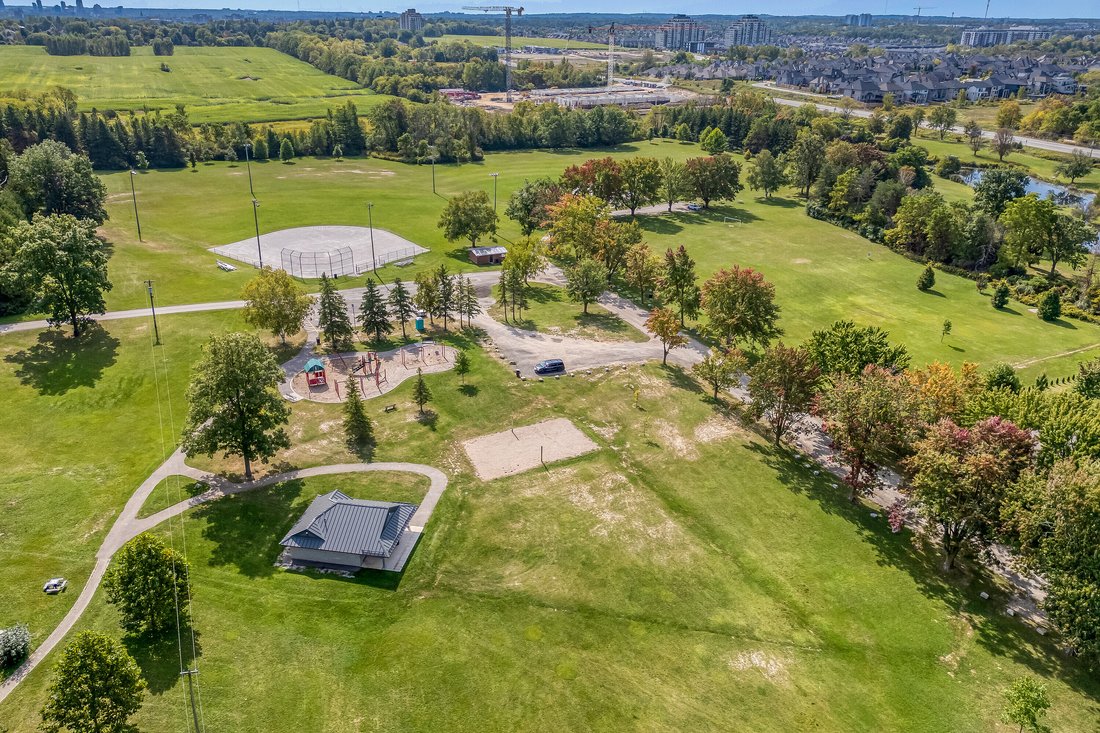 Executive Bungalow In Arva, Ontario, Canada For Sale (14762885)