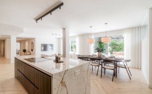 Apartment in Golden Mile, Andalusia, Spain 1