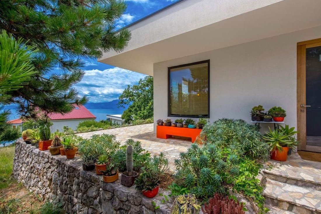House in Mjesni odbor Luka, Grad Rijeka, Primorje-Gorski Kotar County 5 - 14761427