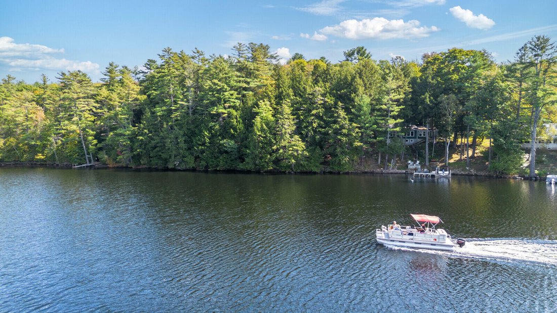Beautifully Renovated Home On Messalonskee Lake In Rome, Maine, United