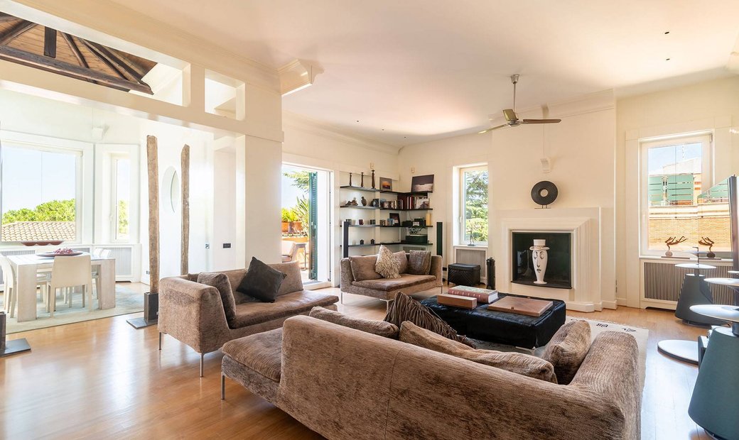 Aventino San Saba Penthouse With Panoramic Terrace In Rome, Lazio