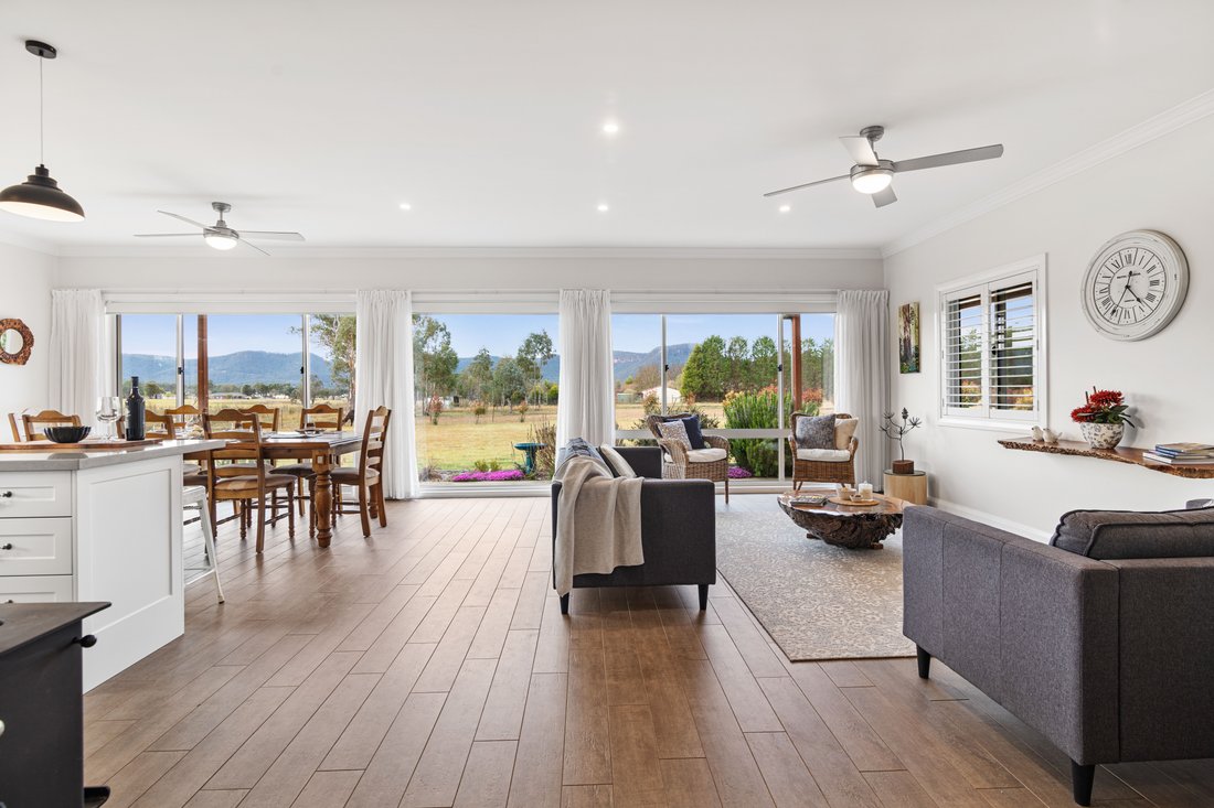 Stunning Property Situated On Five Acres In Hartley, New South Wales