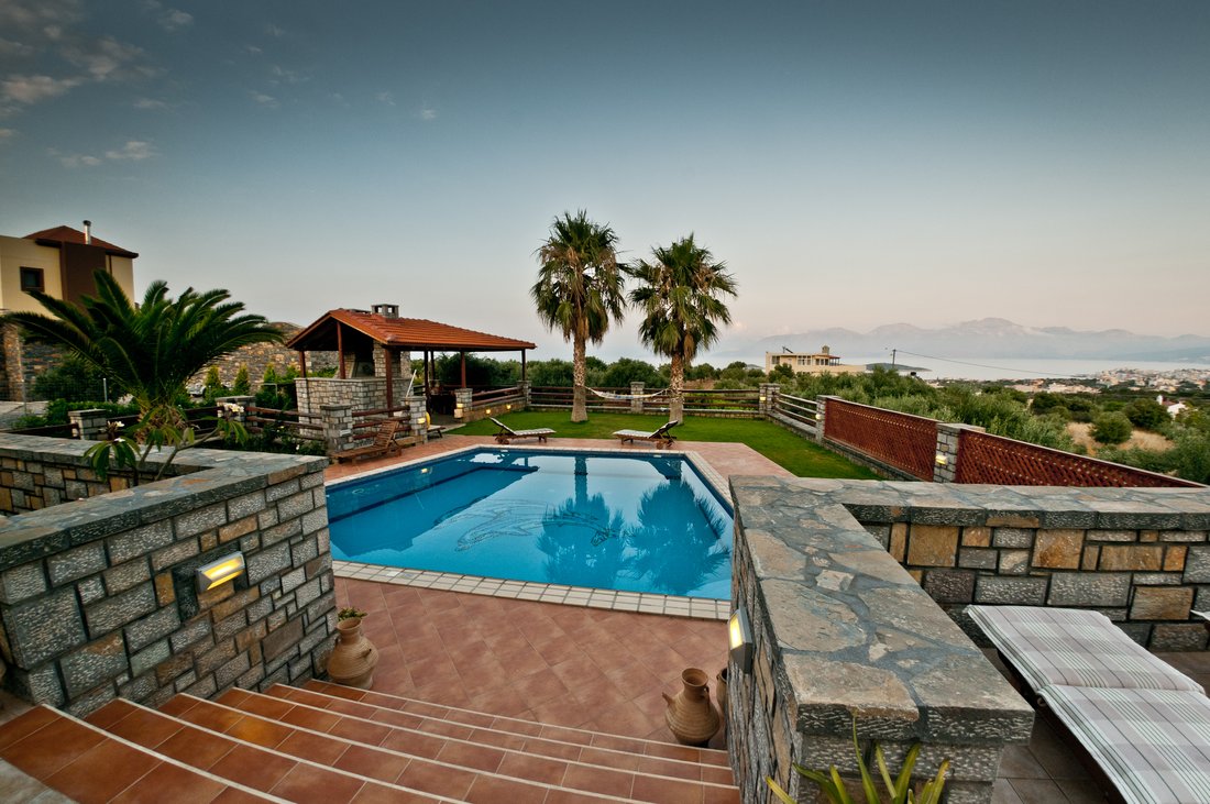 Villa in Community of Agios Nikolaos, Agios Nikolaos, Greece 1 - 14763109