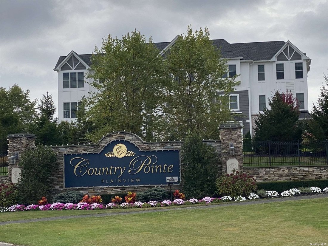 Condo Plainview In Plainview, New York, United States For Rent (14763861)