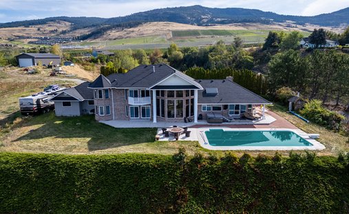 House in Kelowna, British Columbia, Canada 1
