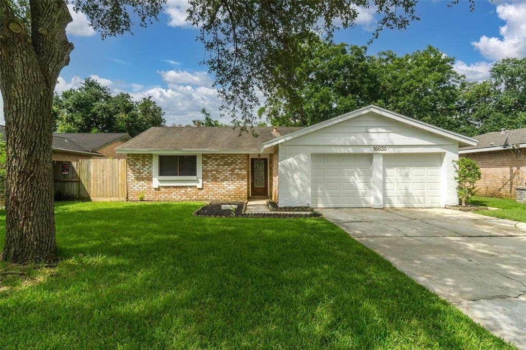 House Friendswood In Friendswood, Texas, United States For Rent (14763984)